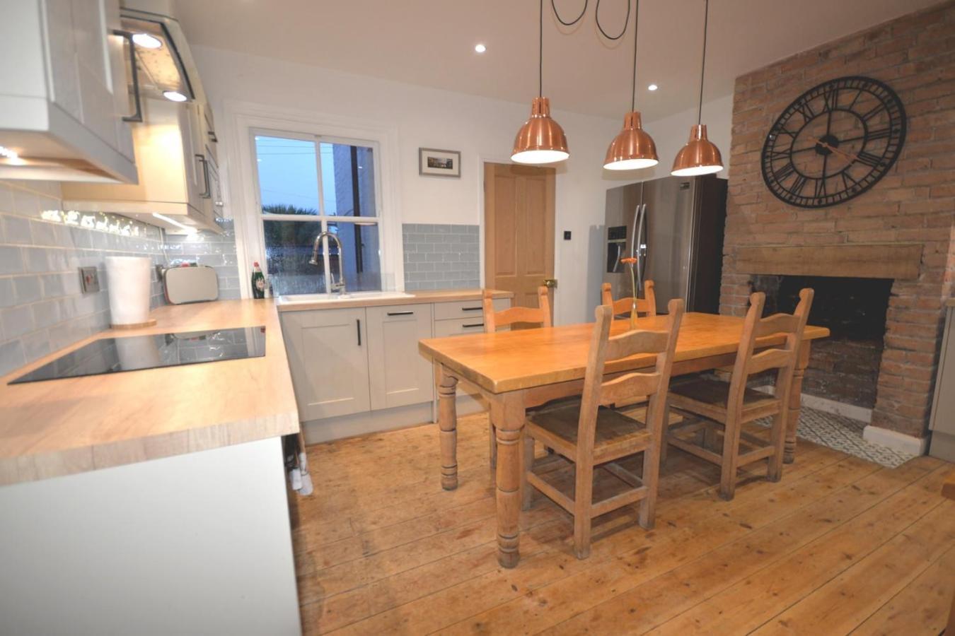 Delightful Cottage In Sandwich - One Bedroom Экстерьер фото