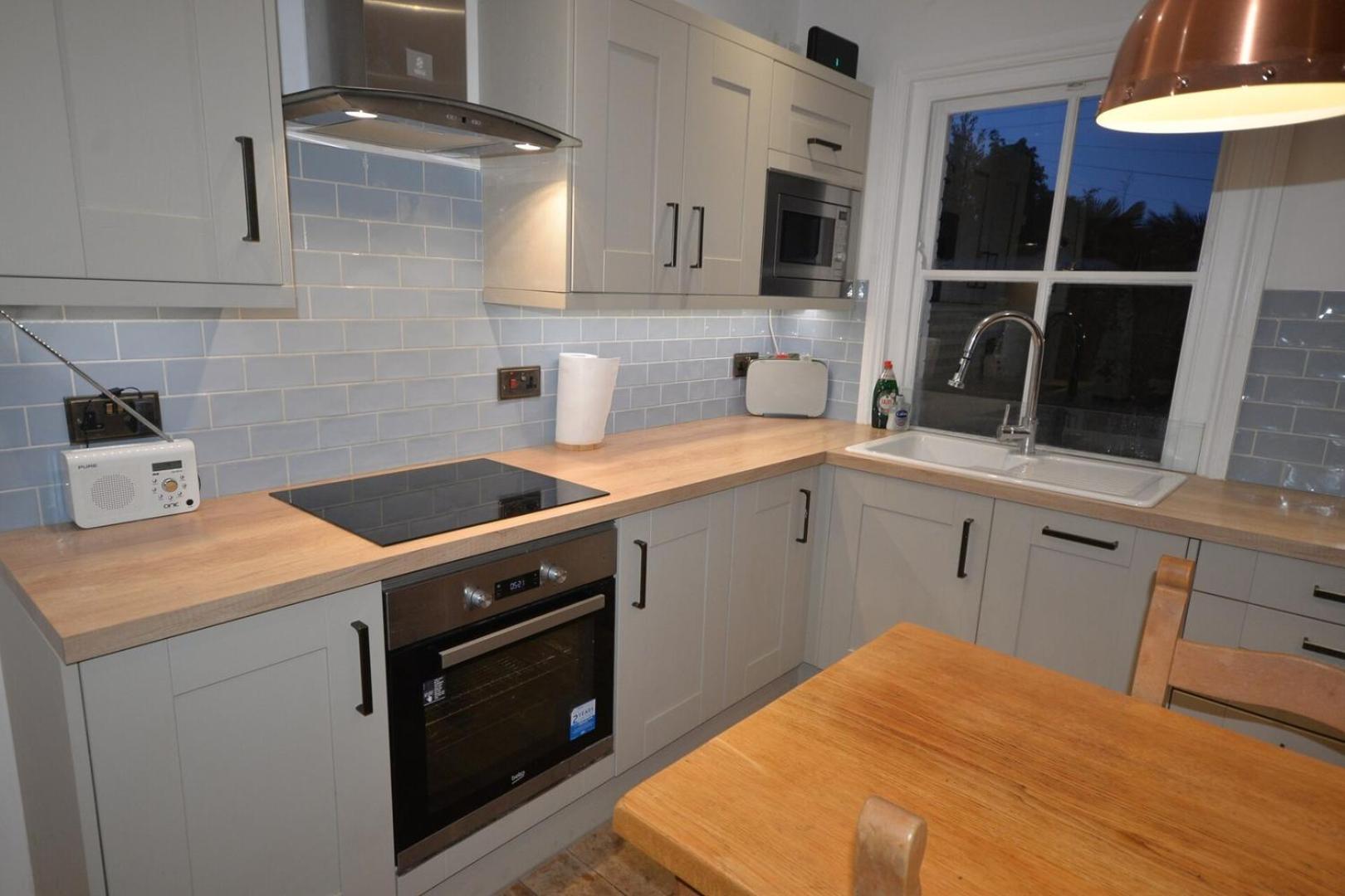Delightful Cottage In Sandwich - One Bedroom Экстерьер фото